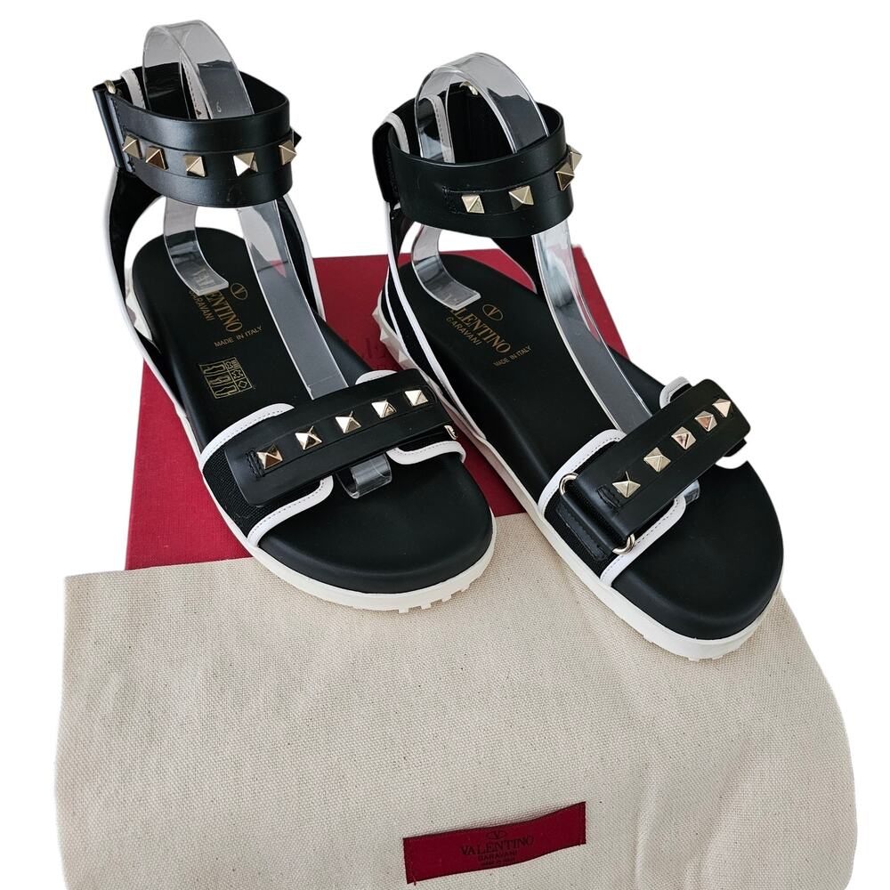 Valentino Garavani Rockstud Flat Ankle Strap Sandal Size 36 US 6 Black Gold
